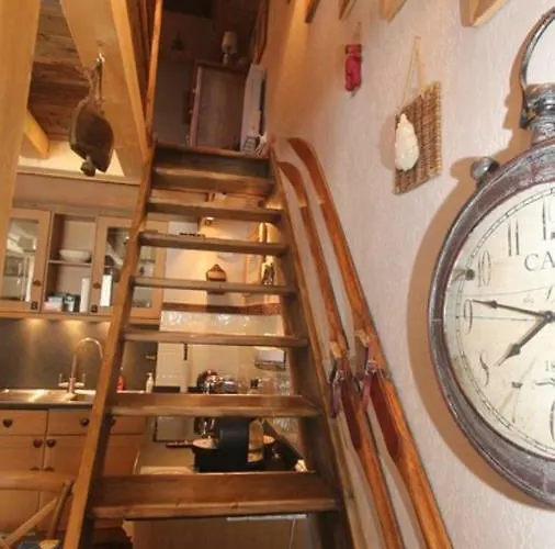 Duplex En Vieux Bois Hyper Centre 公寓 *